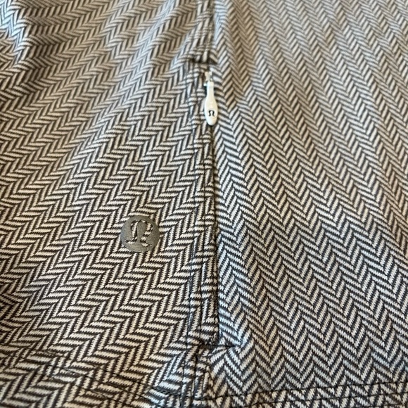 Lululemon long sleeve - Picture 8 of 8